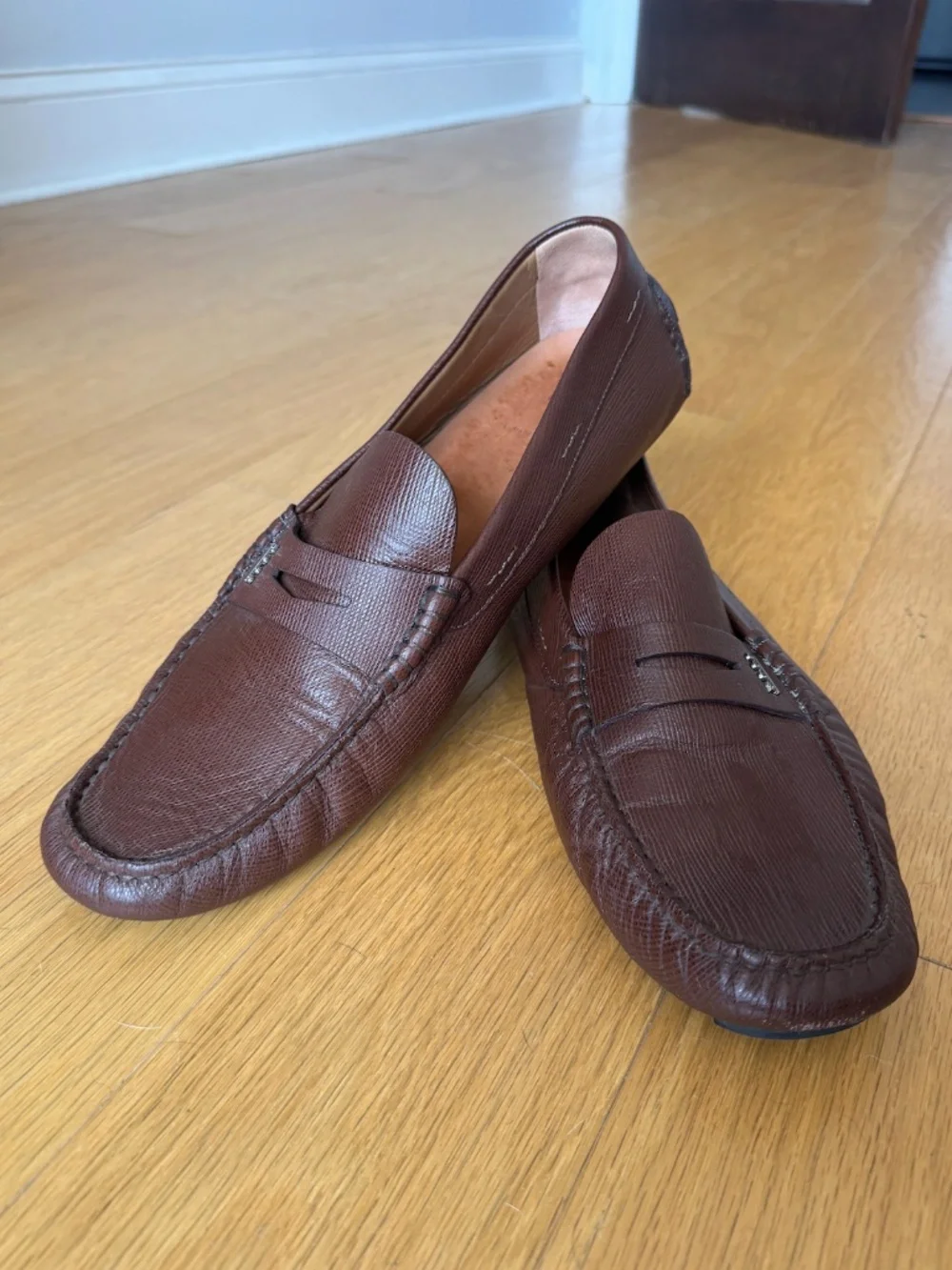 Hugo Boss Leather Penny Loafer Shoes in Size 9